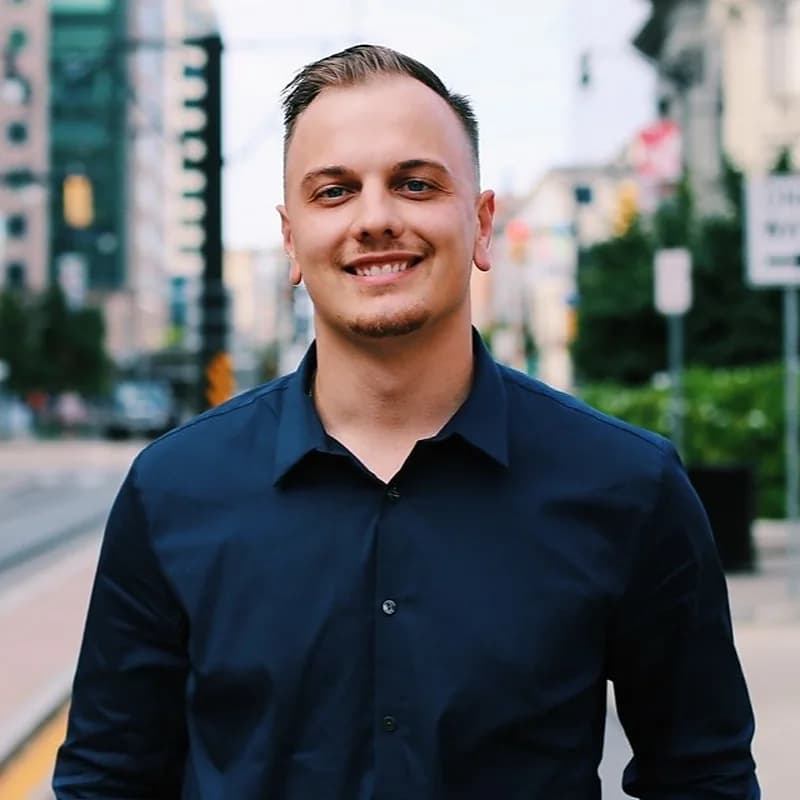 Headshot of Jesse Meyer